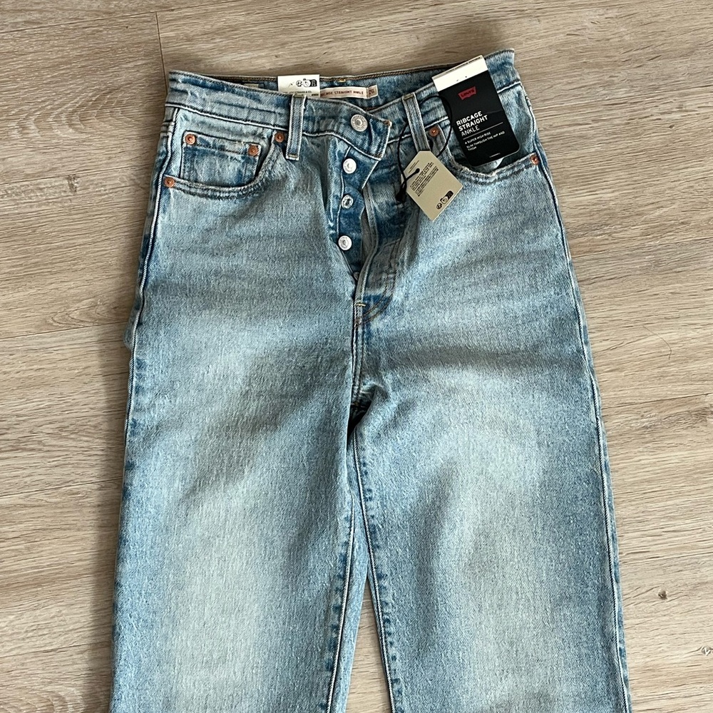 Levi’s Ribcage Straight Ankle, in Let’s Share, size 26 x 27, NWT - Picture 7 of 11